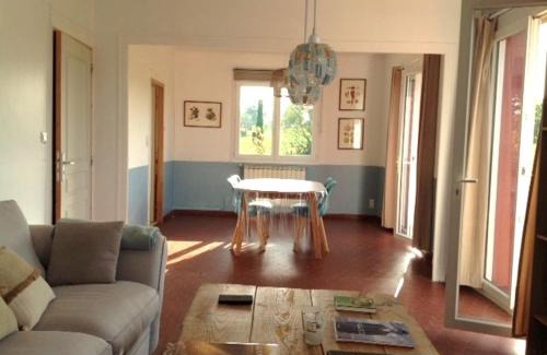 Domezain-Berraute House | Chambre beige chez l'habitant