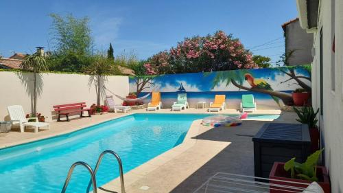 Cazouls-les-Beziers Bed & Breakfast | Oceanfront Retreat at Chambre Chez Corinne et Bernard