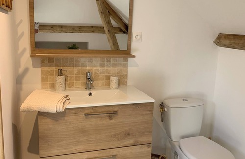 Resson Bed & Breakfast | Family-Friendly Retreat at Chambre Chez Lhabitant