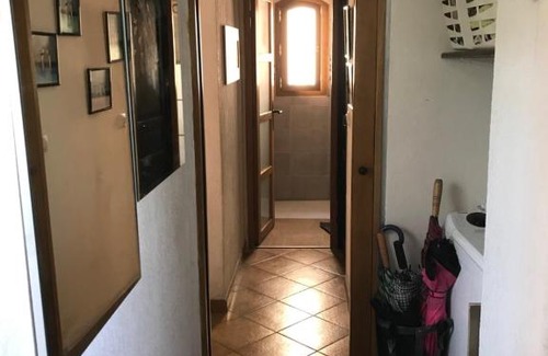 13th Arrondissement House | Cozy Room with Private Bath and Pool Access in a Villa