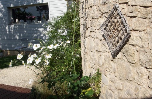 Beaumont-du-Perigord House | Inviting Bed and Breakfast Les Lavandes with Private Pool