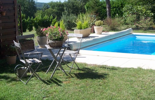Beaumont-du-Perigord House | Inviting Bed and Breakfast Les Lavandes with Private Pool