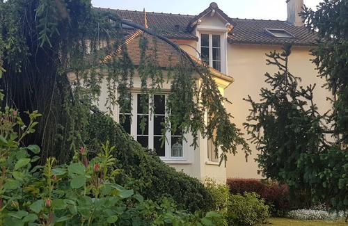 Montigny-sur-Loing House | Top-Rated Chambre D'hôte La Montignonne with Breakfast