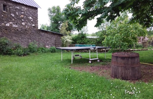 La Salvetat-Peyrales Bed & Breakfast | Guest Favorite: Chambre d'hôtes en Segala for Families