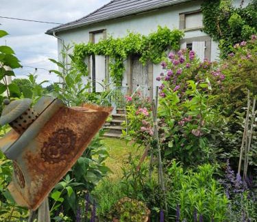 Chateldon Bed & Breakfast | Charming Equestrian Retreat at Chambre d'hôte Au petit bonheur