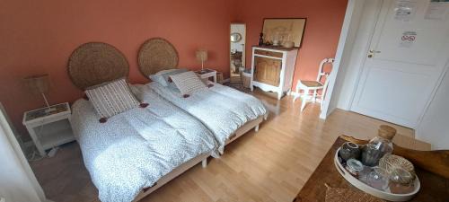 Vif Bed & Breakfast | Family-Friendly Stay at Chambre d'hôte de Reymure