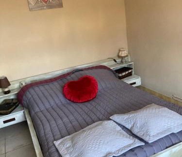 Dieue-sur-Meuse Bed & Breakfast | Pet-Friendly Retreat at Chambre d'Hôte du Moulin, Rated 8.6