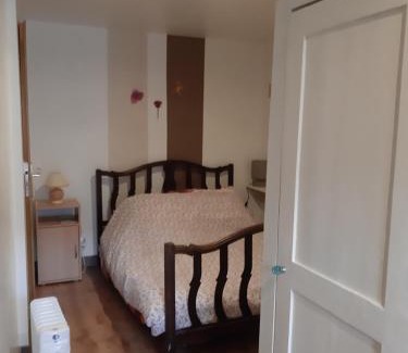 Remilly-les-Pothees Bed & Breakfast | Cozy Chambre d'Hôtes with Breakfast - Child Friendly Stay