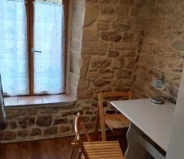 Remilly-les-Pothees Bed & Breakfast | Cozy Chambre d'Hôtes with Breakfast - Child Friendly Stay