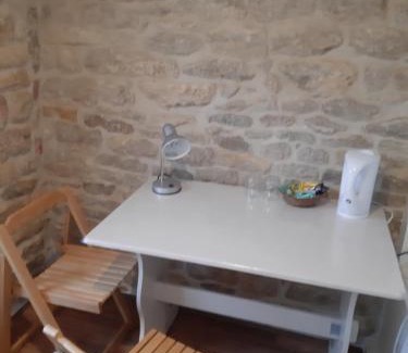 Remilly-les-Pothees Bed & Breakfast | Cozy Chambre d'Hôtes with Breakfast - Child Friendly Stay