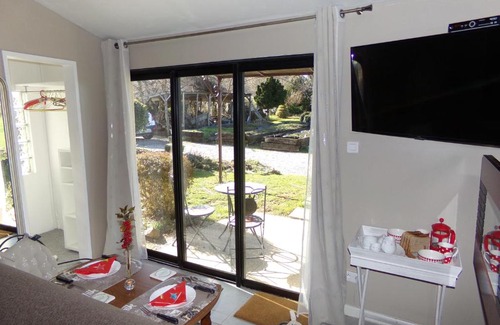 La Porcherie Bed & Breakfast | Cozy Ilse's Garden Chair: Guest Rated 9.3 with Breakfast