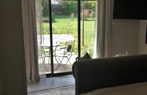 La Porcherie Bed & Breakfast | Cozy Ilse's Garden Chair: Guest Rated 9.3 with Breakfast