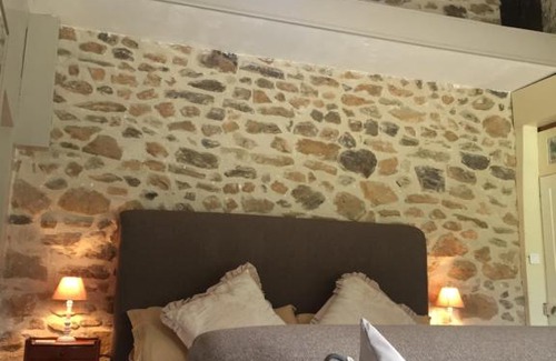 La Porcherie Bed & Breakfast | Cozy Ilse's Garden Chair: Guest Rated 9.3 with Breakfast