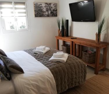 La Roche-Blanche Apartment | Highly Rated Chambre d'Hôte Noalhat - Zenith d'Auvergne