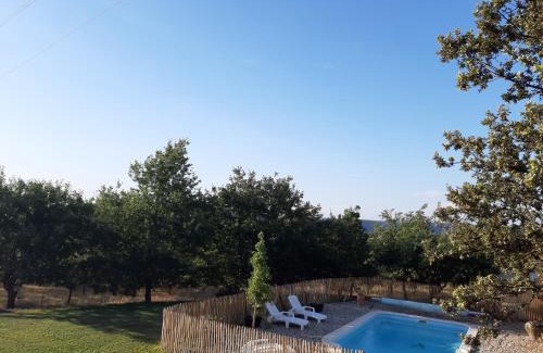 Alba-la-Romaine Bed & Breakfast | Relaxing Oceanfront Retreat with Spa and Pool Access