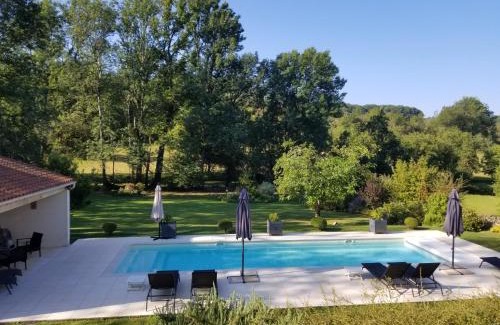La Bachellerie Bed & Breakfast | Idyllic Stay at Au Jardin de la Bachellerie with Ocean Views