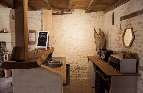 Montils Other | Relaxing Stay at Chambre D'hôtes: Borderies with Breakfast