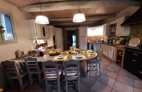 Vieille-Brioude Bed & Breakfast | Nature-Inspired Guesthouse with 9.6/10 Review Score