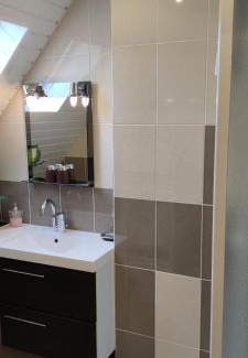 Mittelbergheim Bed & Breakfast | Cozy Chambre d'hôtes de la tulipe with Oceanfront Views