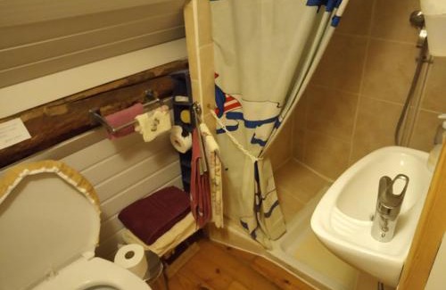 Perche-en-Noce Bed & Breakfast | Pet-Friendly Retreat at Chambre d'Hôtes de La Galaisière
