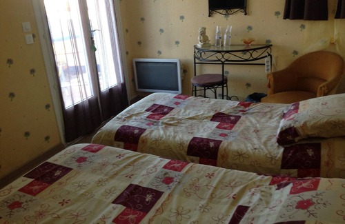 Sormiou Bed & Breakfast | Fabilio Guesthouse: 10/10 Rated with Pool & Breakfast