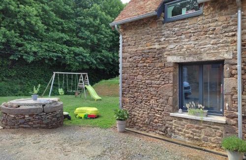 La Bazoge Bed & Breakfast | Unforgettable Stay at Chambre d'hôtes for 24 Hours du Mans