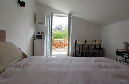 Rians Bed & Breakfast | Top-Rated Chambre d'hôtes with Pool & Family-Friendly Vibes