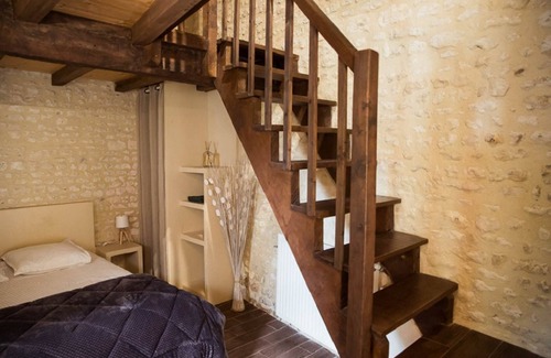 Montils Other | Inviting Chambre D'hôtes: Grande Champagne with Pool & Games