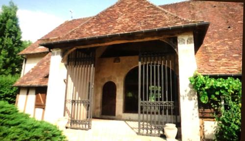 Rogny-les-Sept-Ecluses House | Family-Friendly Retreat at La Boursicauderie Awaits You