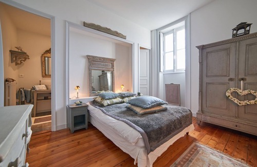 Montaigu Bed & Breakfast | Discover Chambre d'hôtes Le Celadon: Relax by the Pool