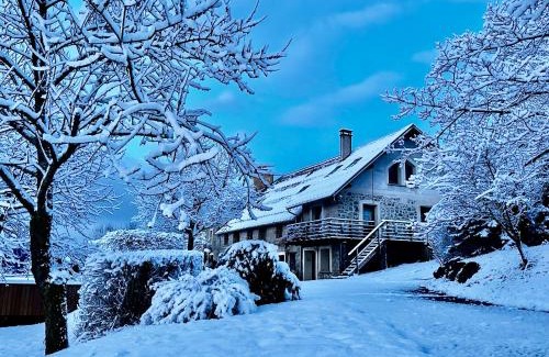 Chabottes House | Discover La Grange des Ecrins: Top-Rated Retreat with Spa