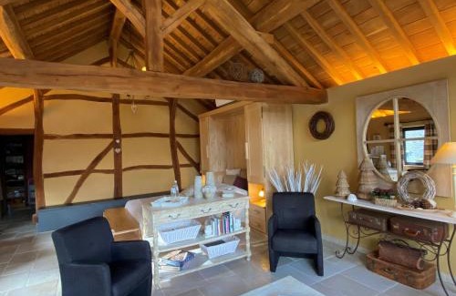 Erezee House | Guest Rated 10/10: Le Refuge de la Vallée with Hot Tub