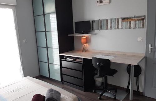 Brax House | Relaxing Oceanfront Stay at Chambre d'hôtes Les Joncs