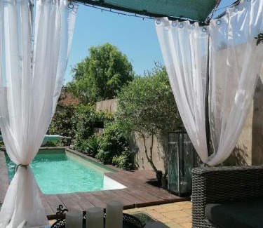 Pontpierre Bed & Breakfast | Relaxing Oceanfront Stay at Chambre d'hôtes Les Magnolias