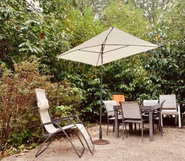 Buc Bed & Breakfast | Pet-Friendly Escape at Parc de BUC - Rated 8.8/10