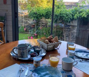 Les Ponts-de-Ce Bed & Breakfast | Charming Guesthouse on the Loire River Bike Path