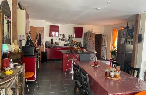 Bellevue-la-Montagne Bed & Breakfast | Pet-Friendly Retreat at Chambre d'Hôtes Chez Dany