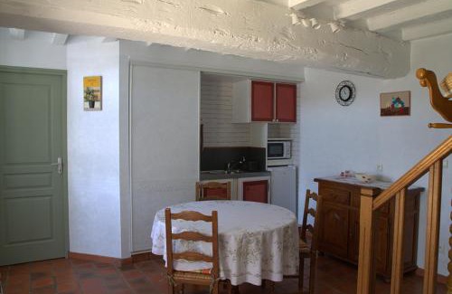 Saint-Ouen-des-Toits Bed & Breakfast | Beautiful Oceanfront Retreat at Chambre d'hôte La Roussière