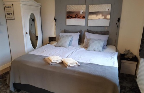 Beesel Bed & Breakfast | Top-Rated Chambre d'Hotes Beesel with Pool and Breakfast