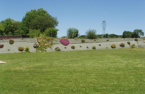 Berrien Bed & Breakfast | Eco-Friendly Escape at Chambre d'hotes Ty Braz in Berrien