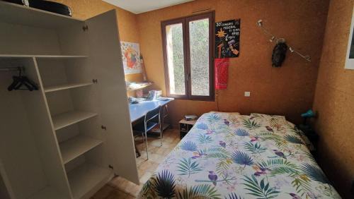 Le Chaffaut-Saint-Jurson House | Cozy Room in Elegant Villa - Family-Friendly Retreat