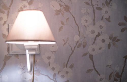 Rochecorbon Bed & Breakfast | Cozy Room in "Le Petit Clouet" - Rochecorbon, Guest Rated 9/10