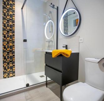 Rochecorbon Bed & Breakfast | Cozy Room in "Le Petit Clouet" - Rochecorbon, Guest Rated 9/10