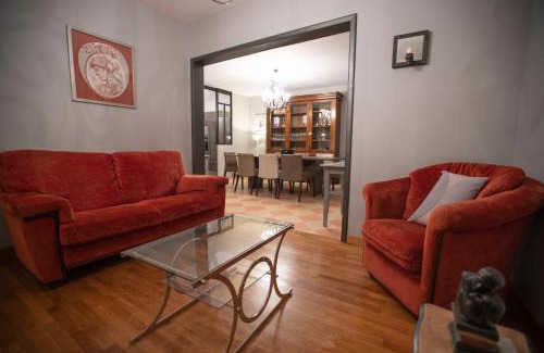 Rochecorbon Bed & Breakfast | Cozy Room in "Le Petit Clouet" - Rochecorbon, Guest Rated 9/10