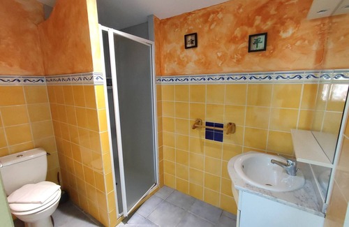 Vitrac Apartment | Pet-Friendly Double Room in Beynac with Pool & Spa