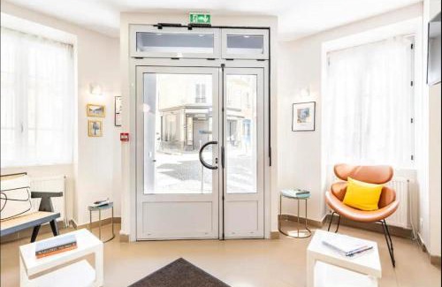 Nouzilly Apartment | chambre double cote d'azure