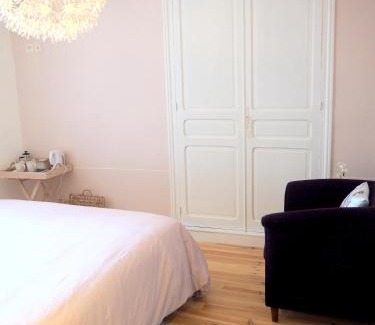 Brehal Hotel | Cozy Double Room Flora for Two with Great Guest Ratings