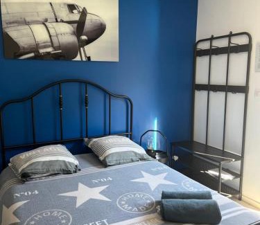 Liergues House | Cozy Double Room at AVIATEUR in the Beautiful PASSELOUP