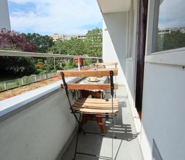 Quartier de la Maison-Blanche House | Bright Double Room Steps from Metro in Central Paris