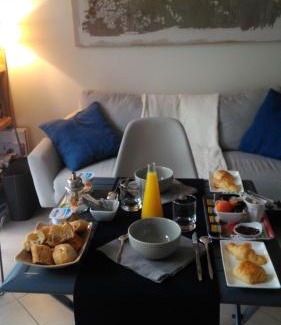 Saint-Pair-sur-Mer Bed & Breakfast | Cozy Stay with Breakfast Near the Sea - Rated 8.9/10